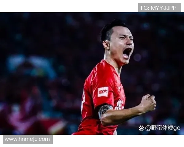 特里尔足球明星球员介绍及其职业生涯成就回顾